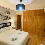 Aires De Toledo-parque Warner Y Madrid En Familia Апартаменти *