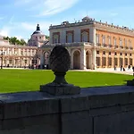 Aires De Toledo-parque Warner Y Madrid En Familia Апартаменти Толедо