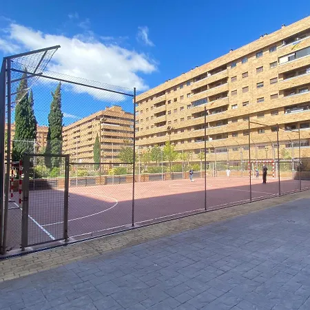 Apartment Aires De Toledo-parque Warner Y Madrid En Familia *