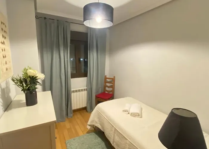 Aires De Toledo-parque Warner Y Madrid En Familia Toledo