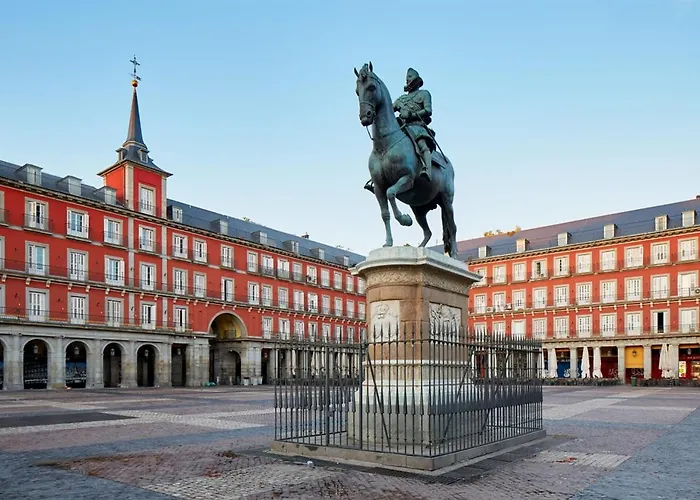 Aires De Toledo-parque Warner Y Madrid En Familia Toledo