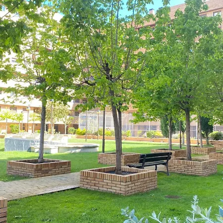 Aires De Toledo-parque Warner Y Madrid En Familia 아파트 톨레도