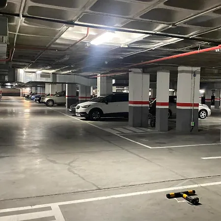 Aires De Toledo-parque Warner Y Madrid En Familia 톨레도