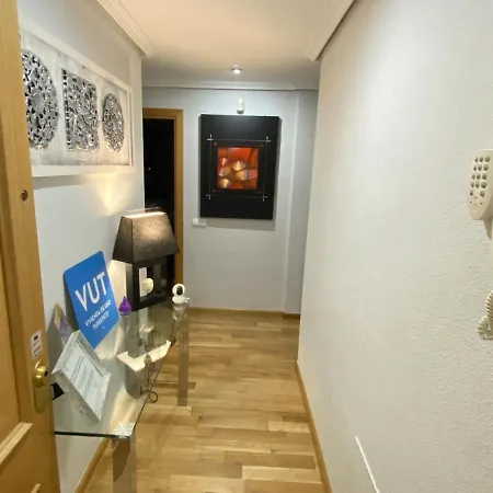 Aires De Toledo-parque Warner Y Madrid En Familia 아파트