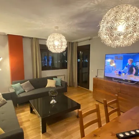 아파트 Aires De Toledo-parque Warner Y Madrid En Familia