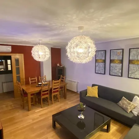 Aires De Toledo-parque Warner Y Madrid En Familia *