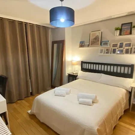 Aires De Toledo-parque Warner Y Madrid En Familia * 톨레도