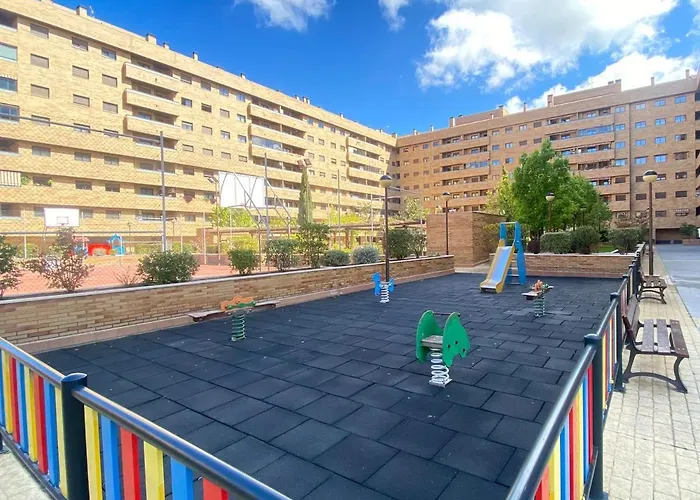 Aires De Toledo-parque Warner Y Madrid En Familia *