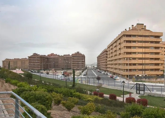 Aires De Toledo-parque Warner Y Madrid En Familia