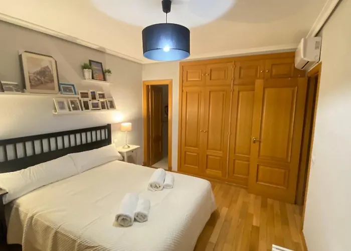 Aires De Toledo-parque Warner Y Madrid En Familia 아파트 *