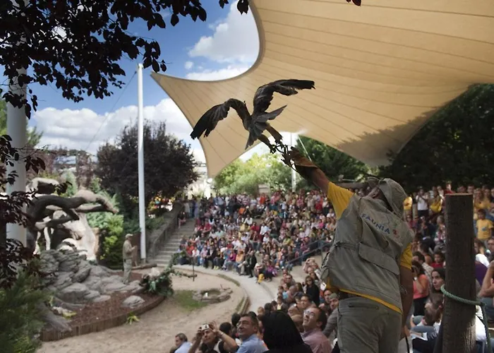 Aires De Toledo-parque Warner Y Madrid En Familia 아파트 *